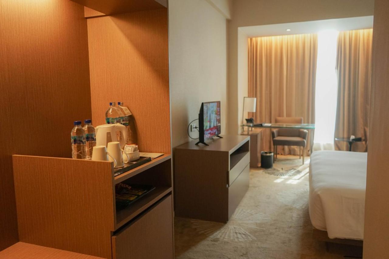 The Premiere Hotel Pekanbaru Esterno foto
