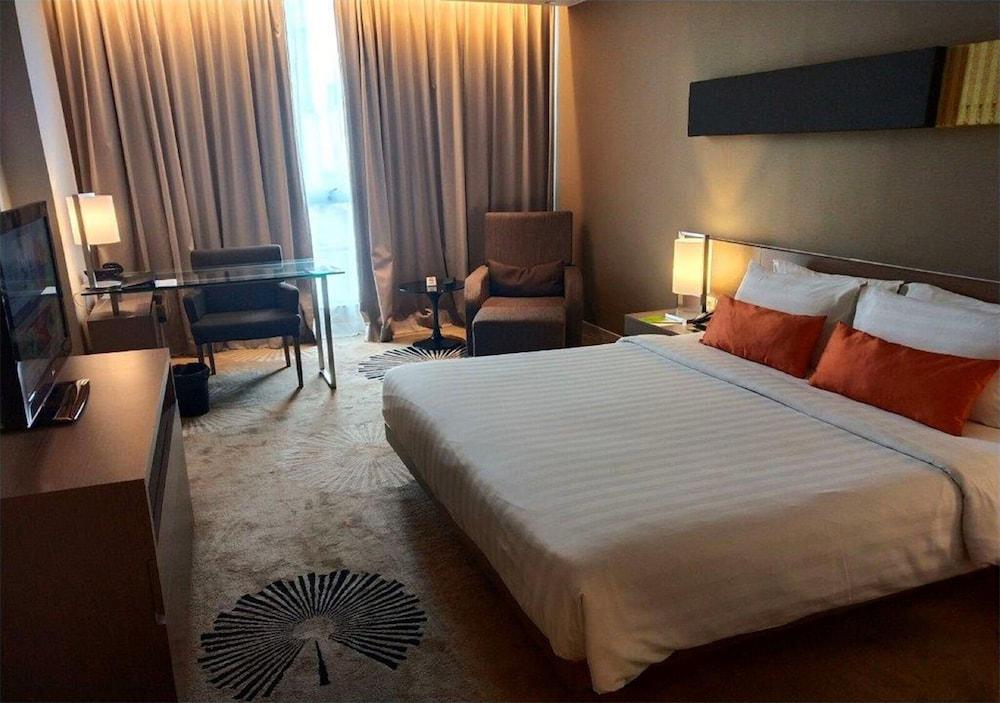 The Premiere Hotel Pekanbaru Esterno foto