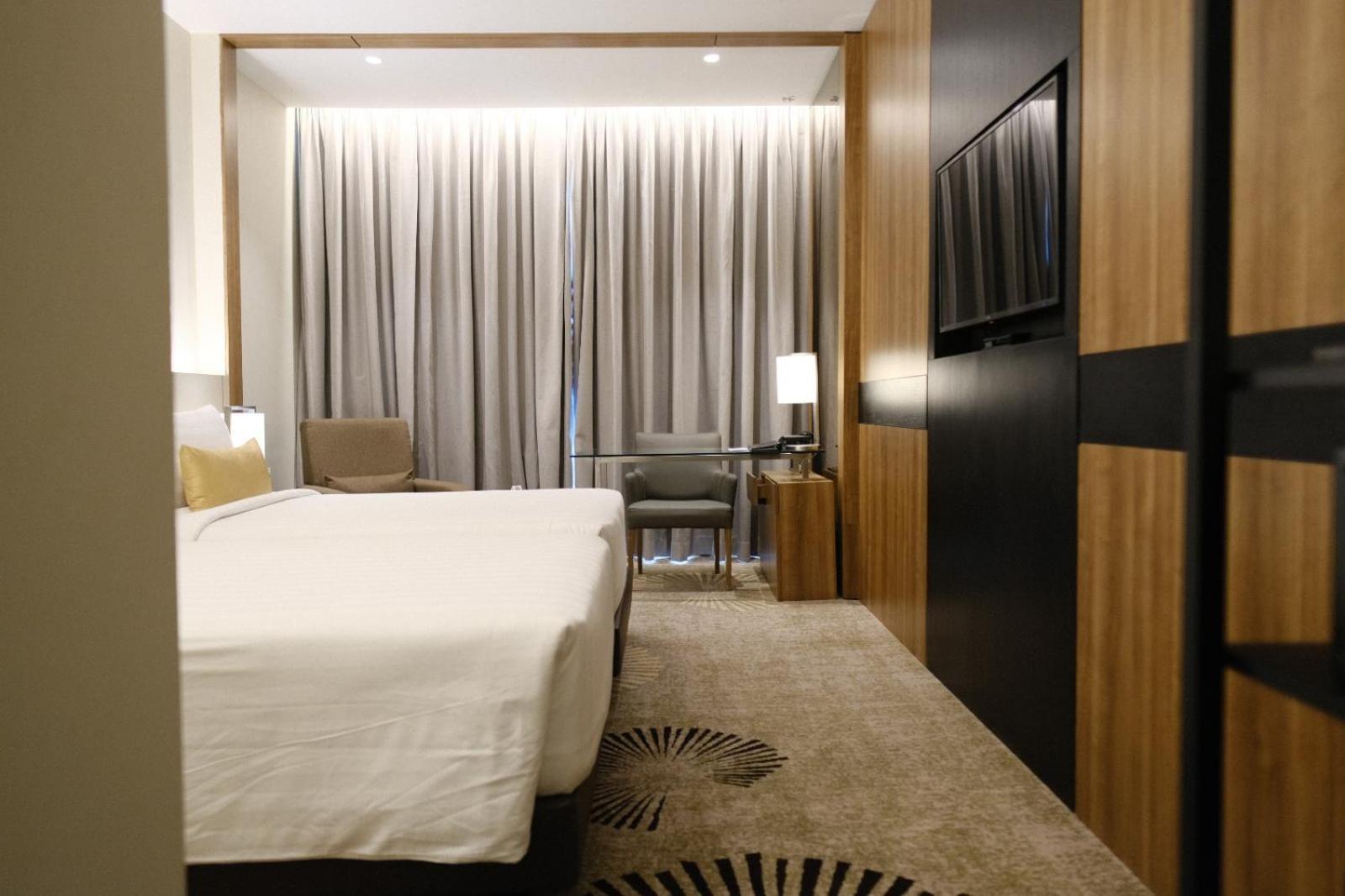 The Premiere Hotel Pekanbaru Esterno foto