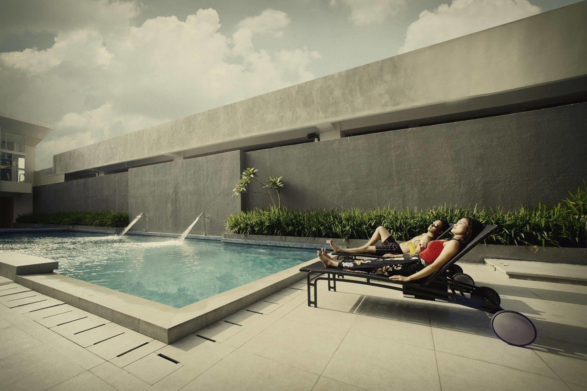 The Premiere Hotel Pekanbaru Esterno foto